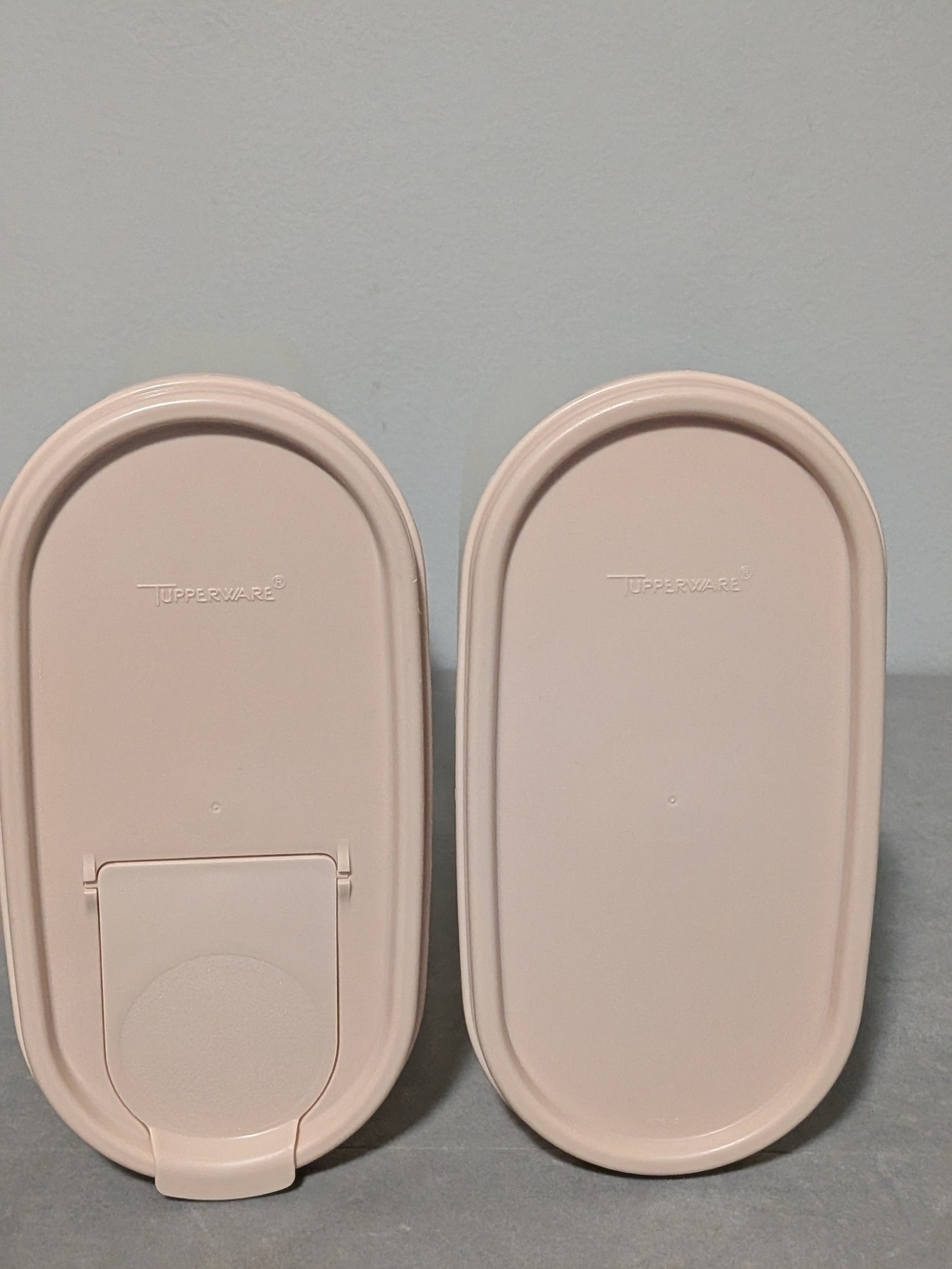 Set Of 2 Tupperware Modular Mates W/ Pink Lids 1.7 & 2.3 Liters - Picture 2 of 6